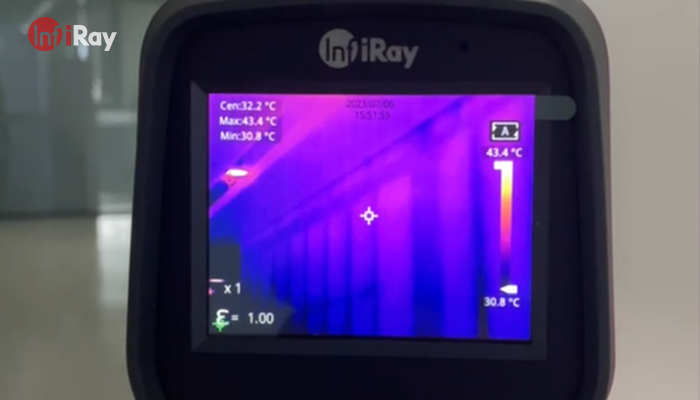 04InfiRay_thermal_imaging_for_Inspecting_Insulation_and_Energy_Loss.png