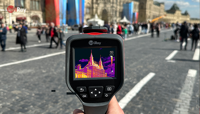 09_energy_audit_with_handheld_thermal_camera.png